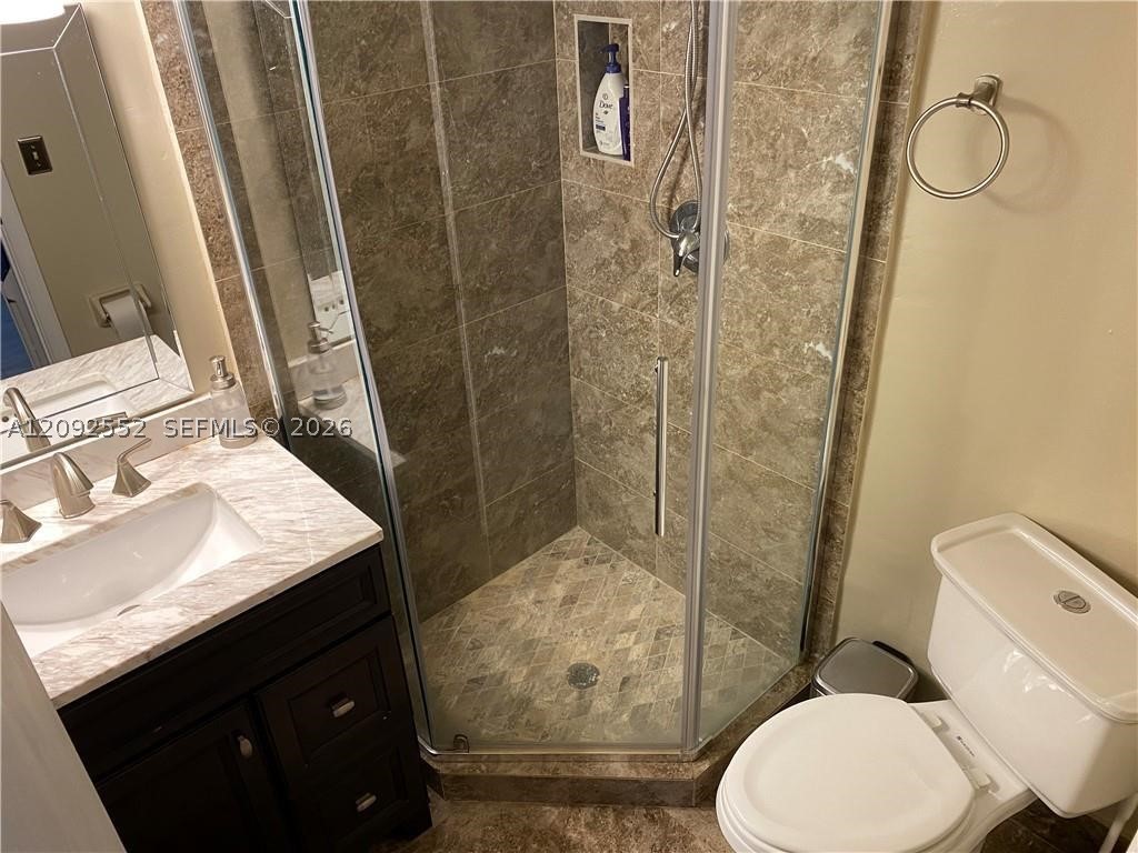 600 NW 210th St #102-28, Miami Gardens FL 33169