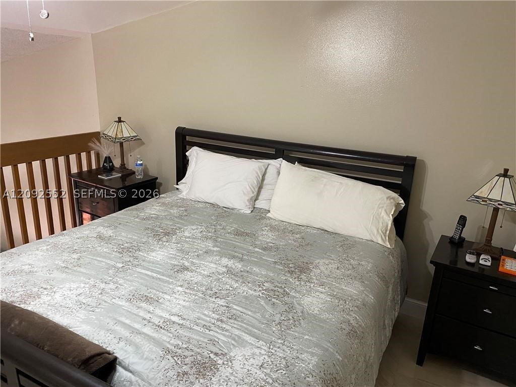 600 NW 210th St #102-28, Miami Gardens FL 33169