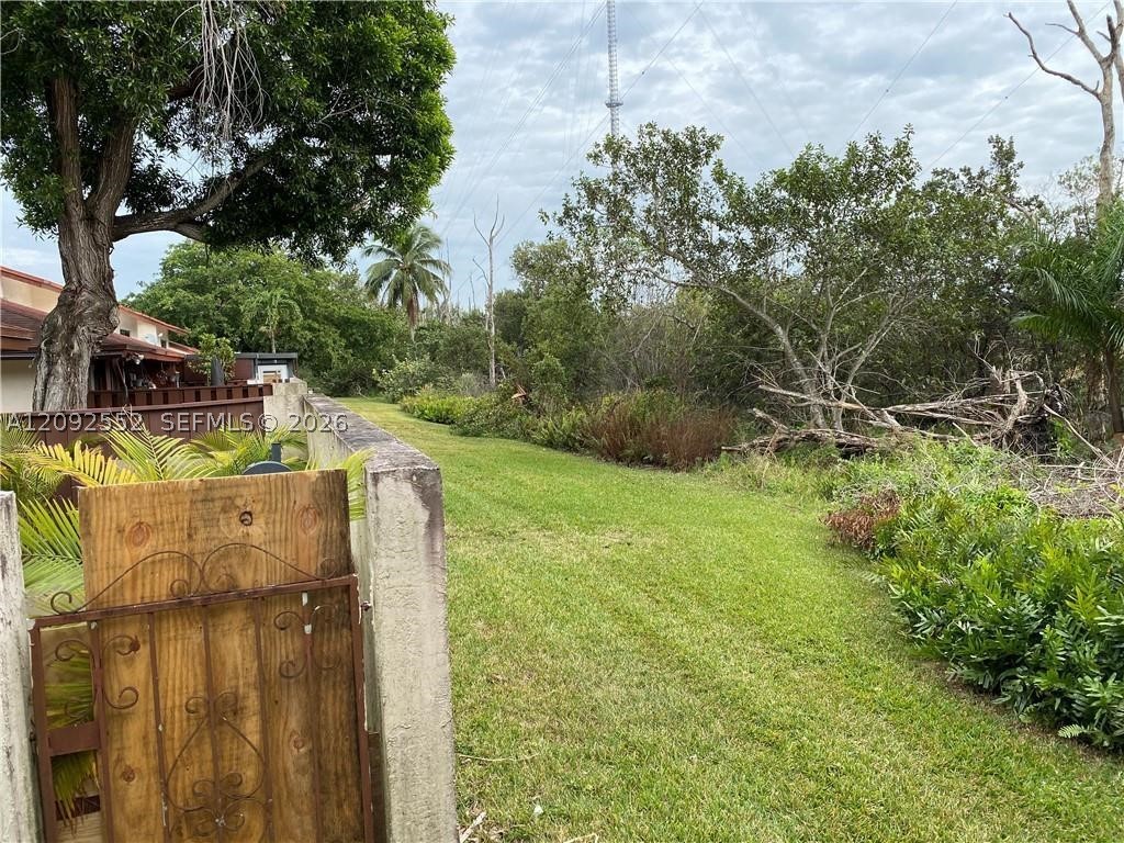 600 NW 210th St #102-28, Miami Gardens FL 33169