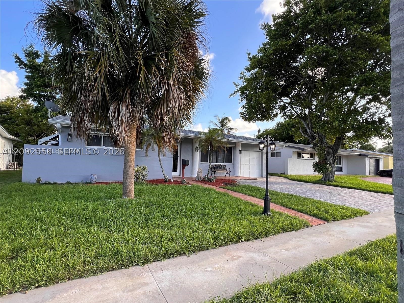 Sunrise FL 33313 - A12092556
