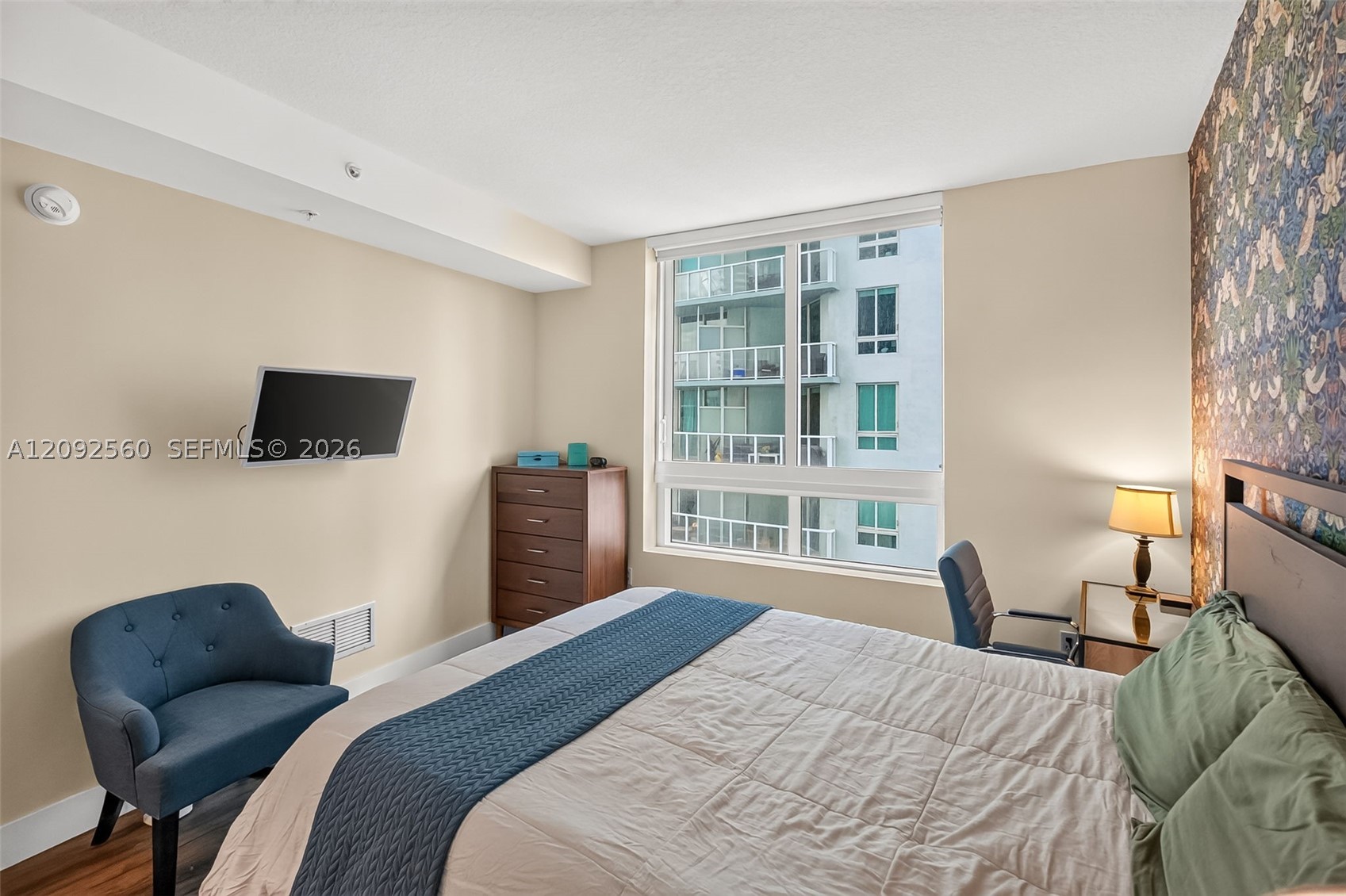 1900 N Bayshore Dr #2717, Miami FL 33132