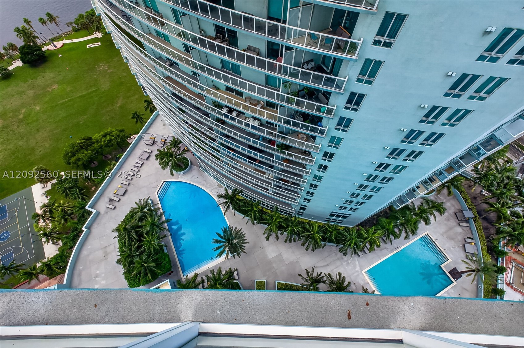 1900 N Bayshore Dr #2717, Miami FL 33132