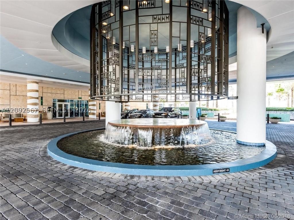 6799 Collins Ave #301, Miami Beach FL 33141