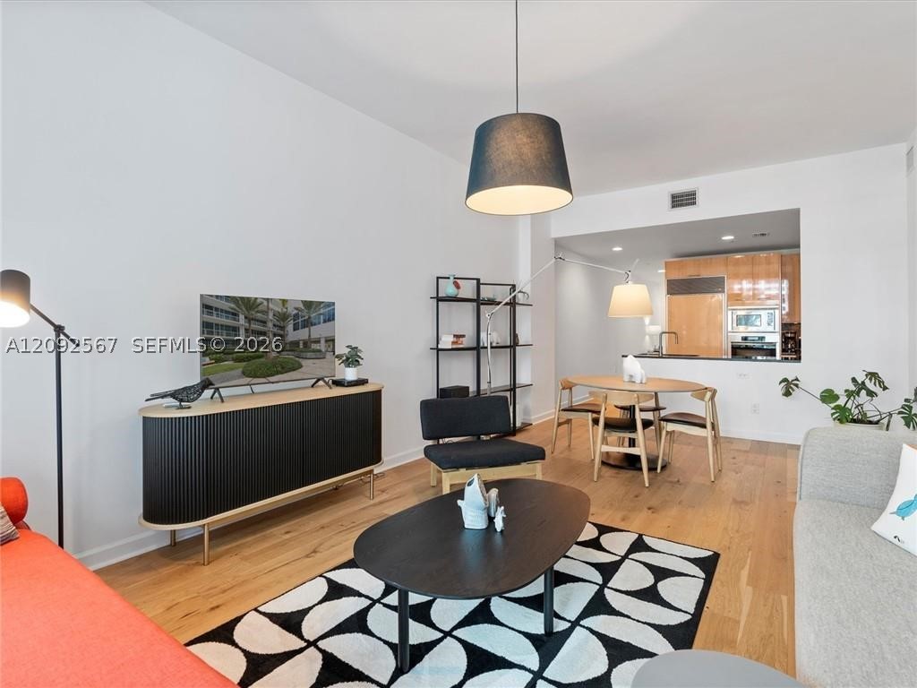 6799 Collins Ave #301, Miami Beach FL 33141