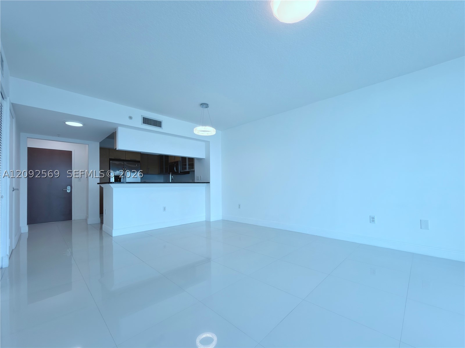 31 SE 5th St #2307, Miami FL 33131