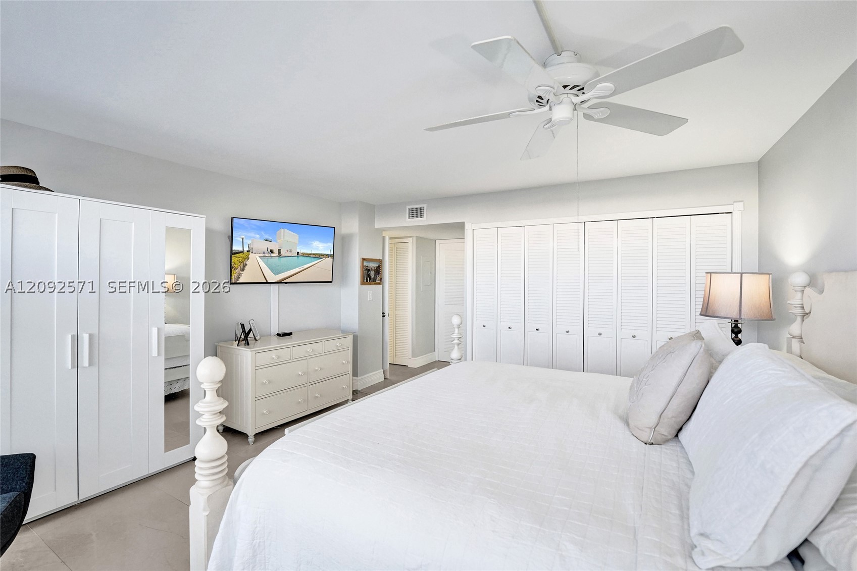 936 Intracoastal Dr #4F, Fort Lauderdale FL 33304