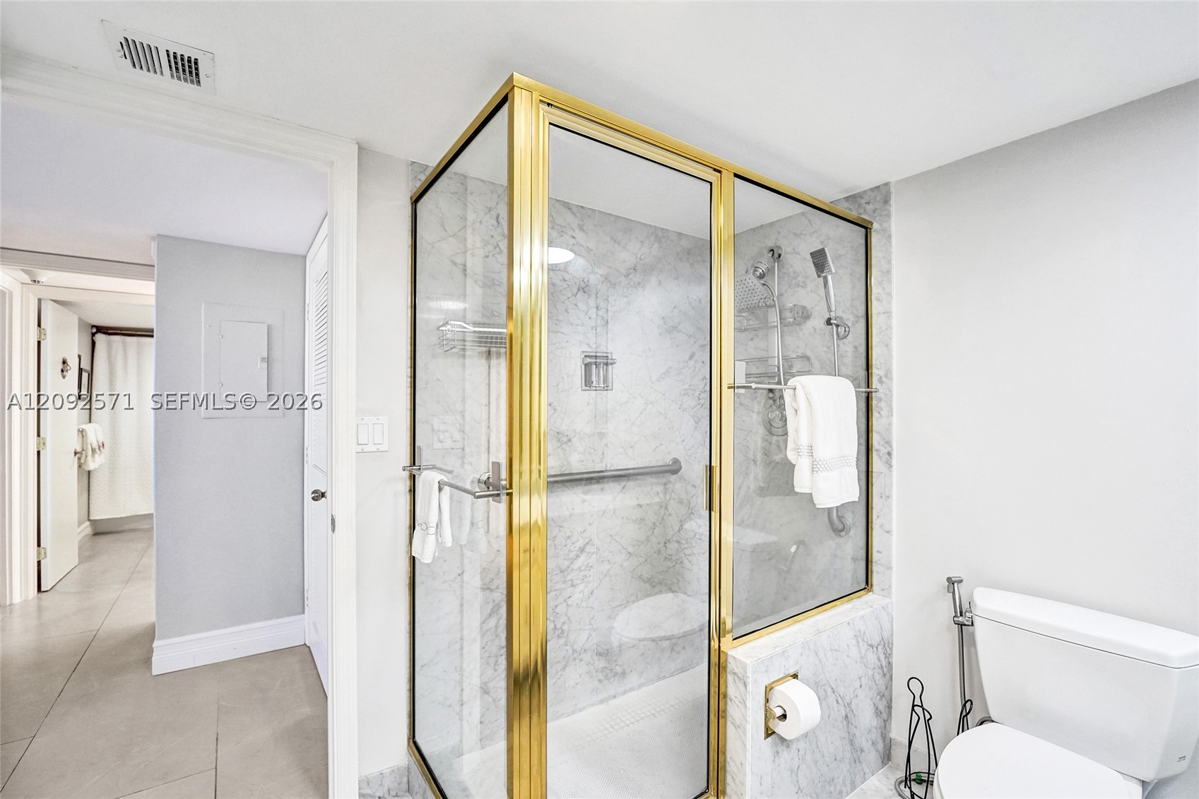 936 Intracoastal Dr #4F, Fort Lauderdale FL 33304