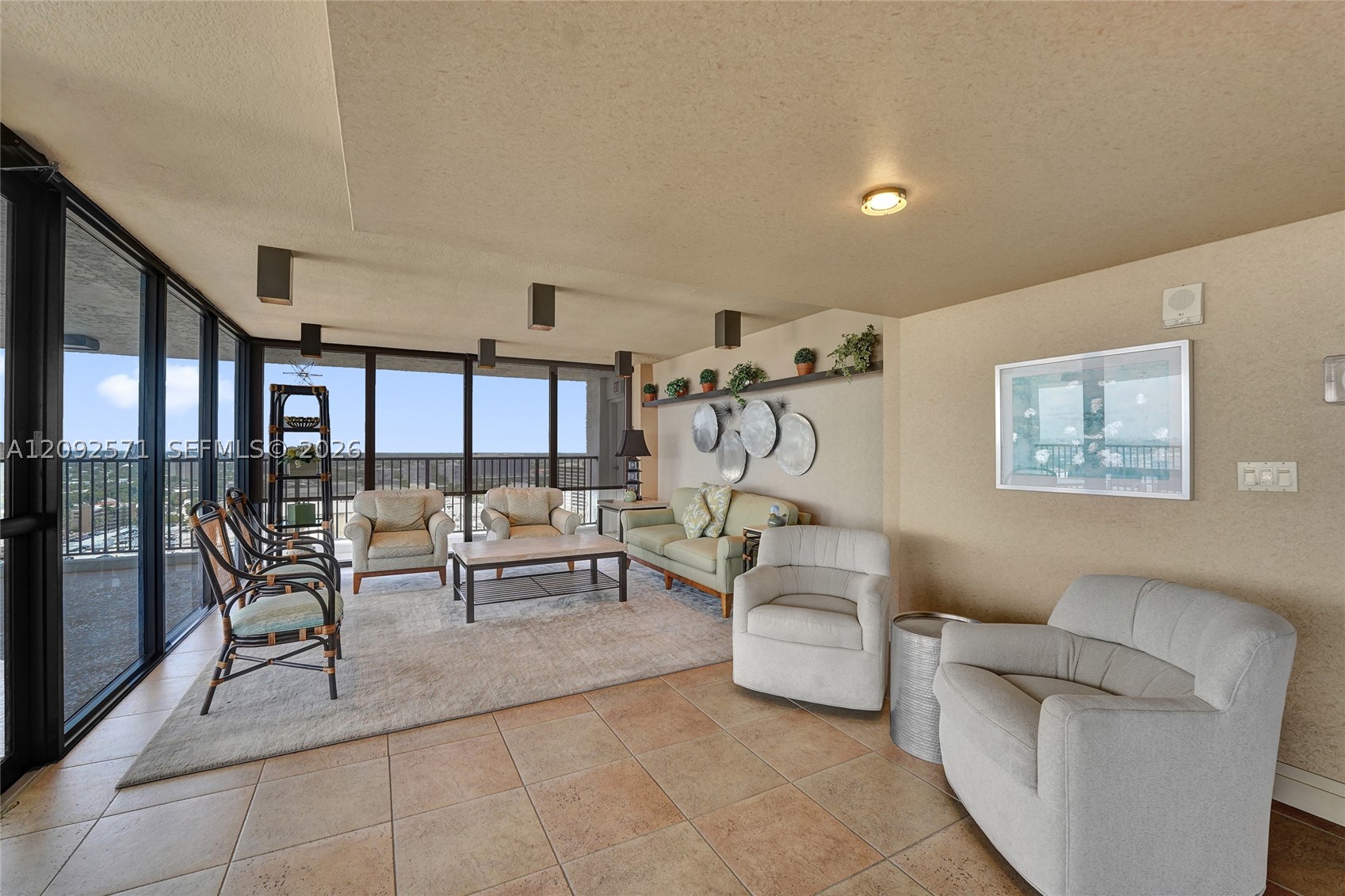 936 Intracoastal Dr #4F, Fort Lauderdale FL 33304