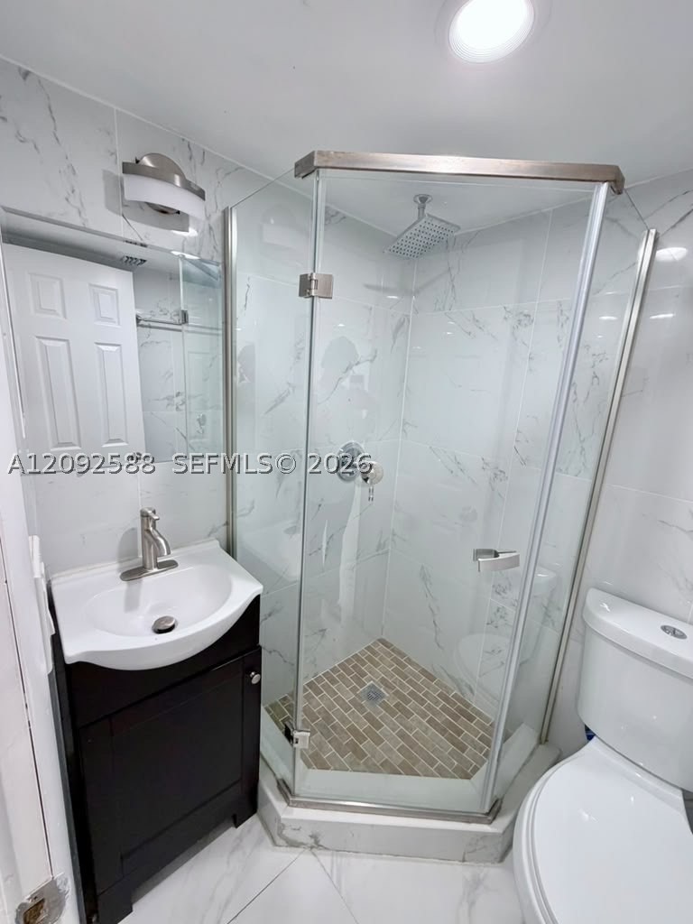 2291 NW 48th Ter #102, Lauderhill FL 33313
