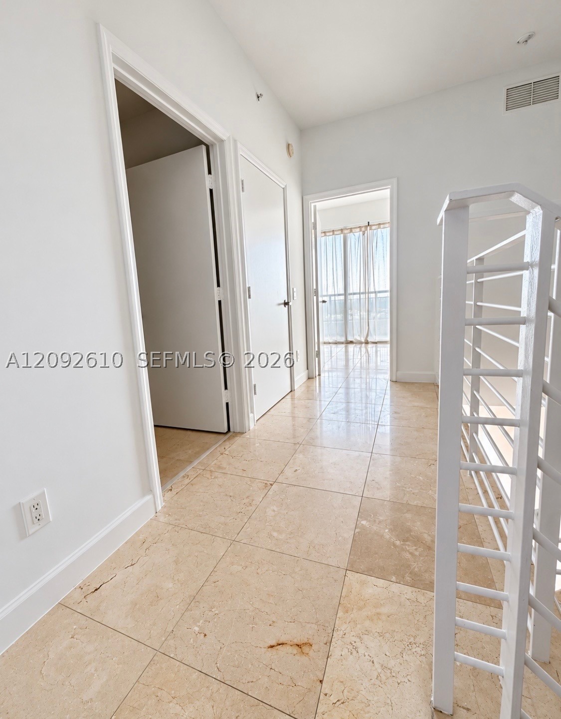 60 SW 13th St #1411, Miami FL 33130