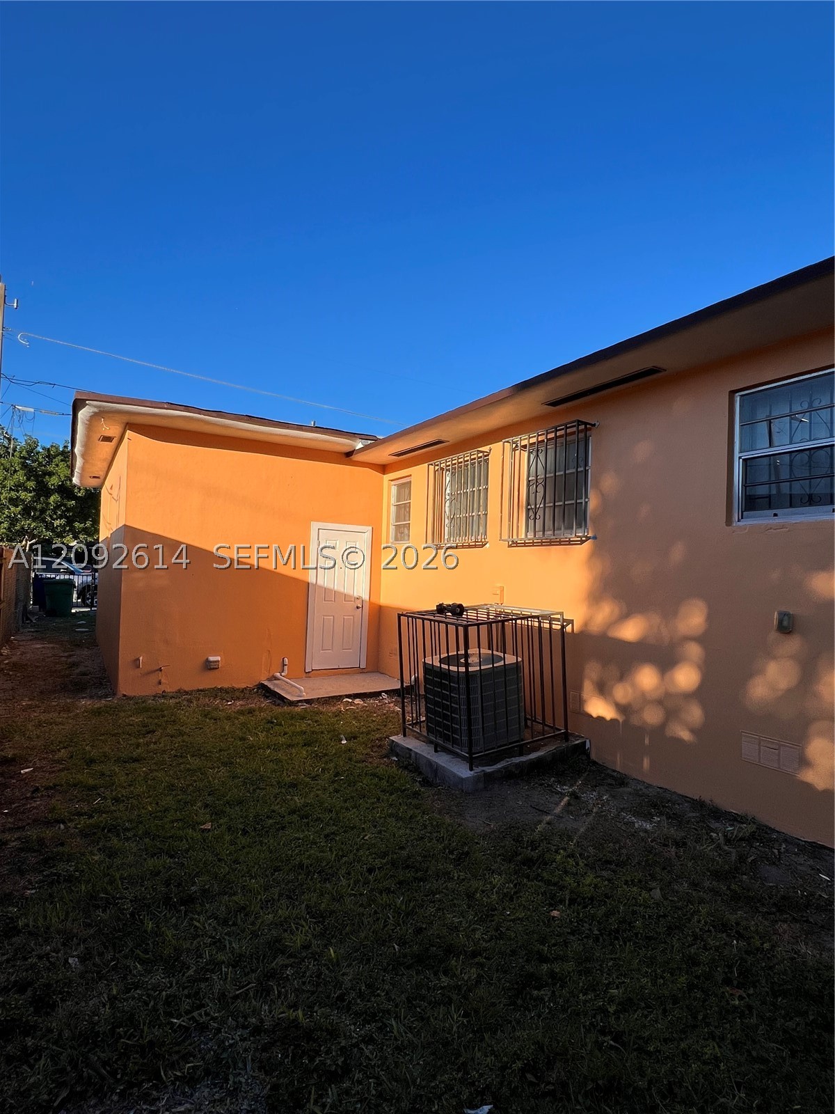 1388 NW 55 St, Miami FL 33142