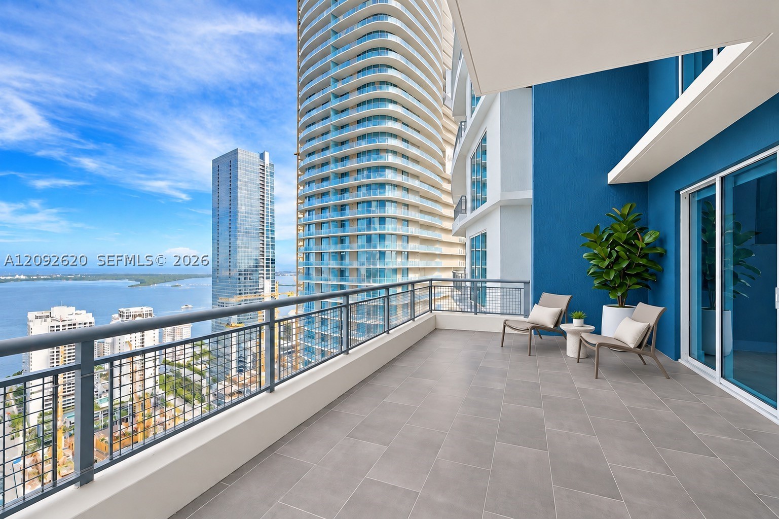 60 SW 13th St #4002, Miami FL 33130