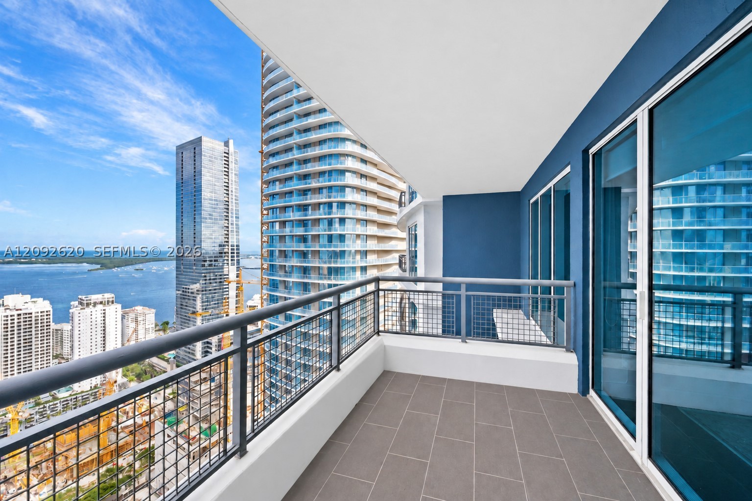 60 SW 13th St #4002, Miami FL 33130