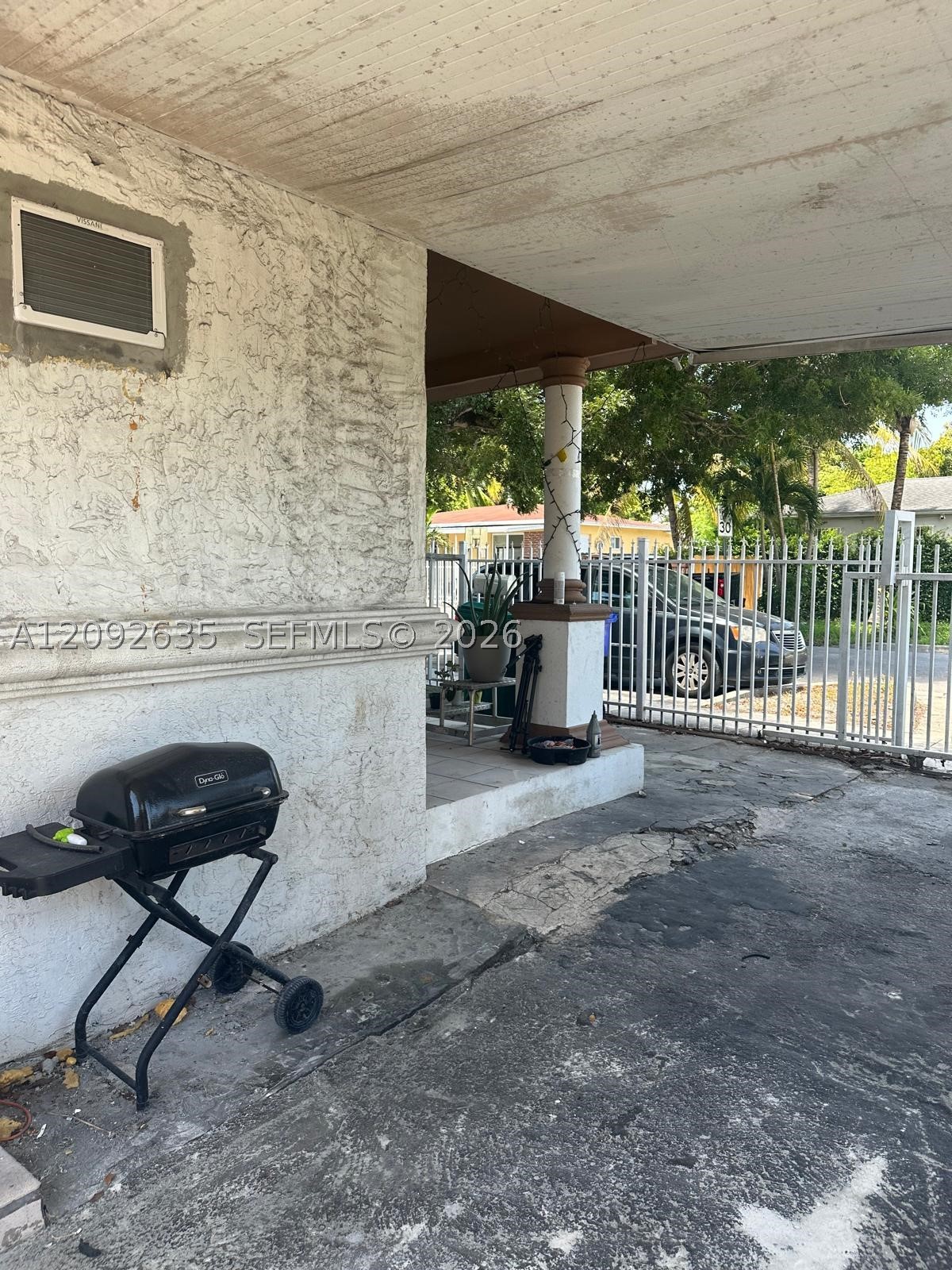 3425 NW 14th Ave, Miami FL 33142
