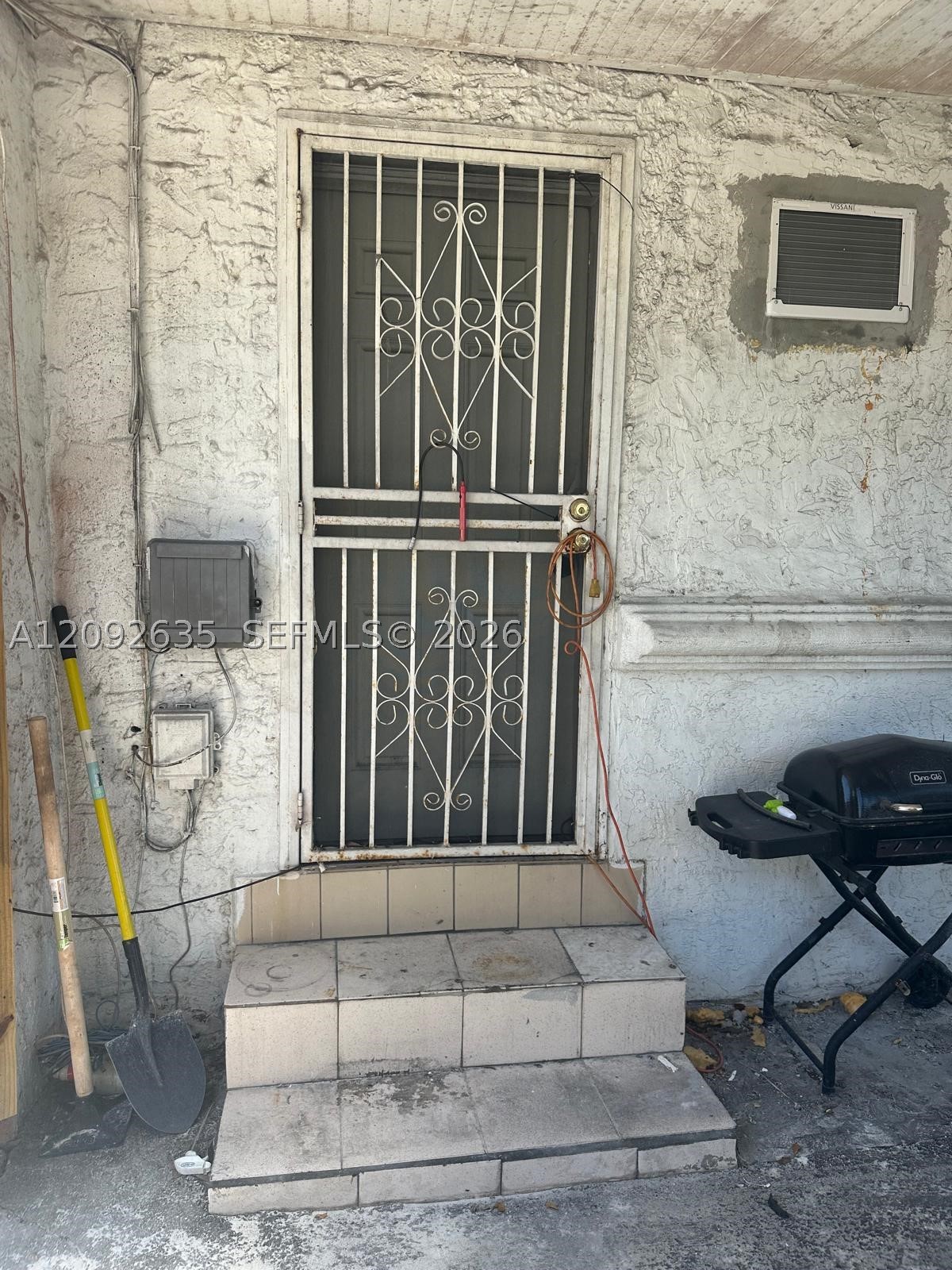 3425 NW 14th Ave, Miami FL 33142