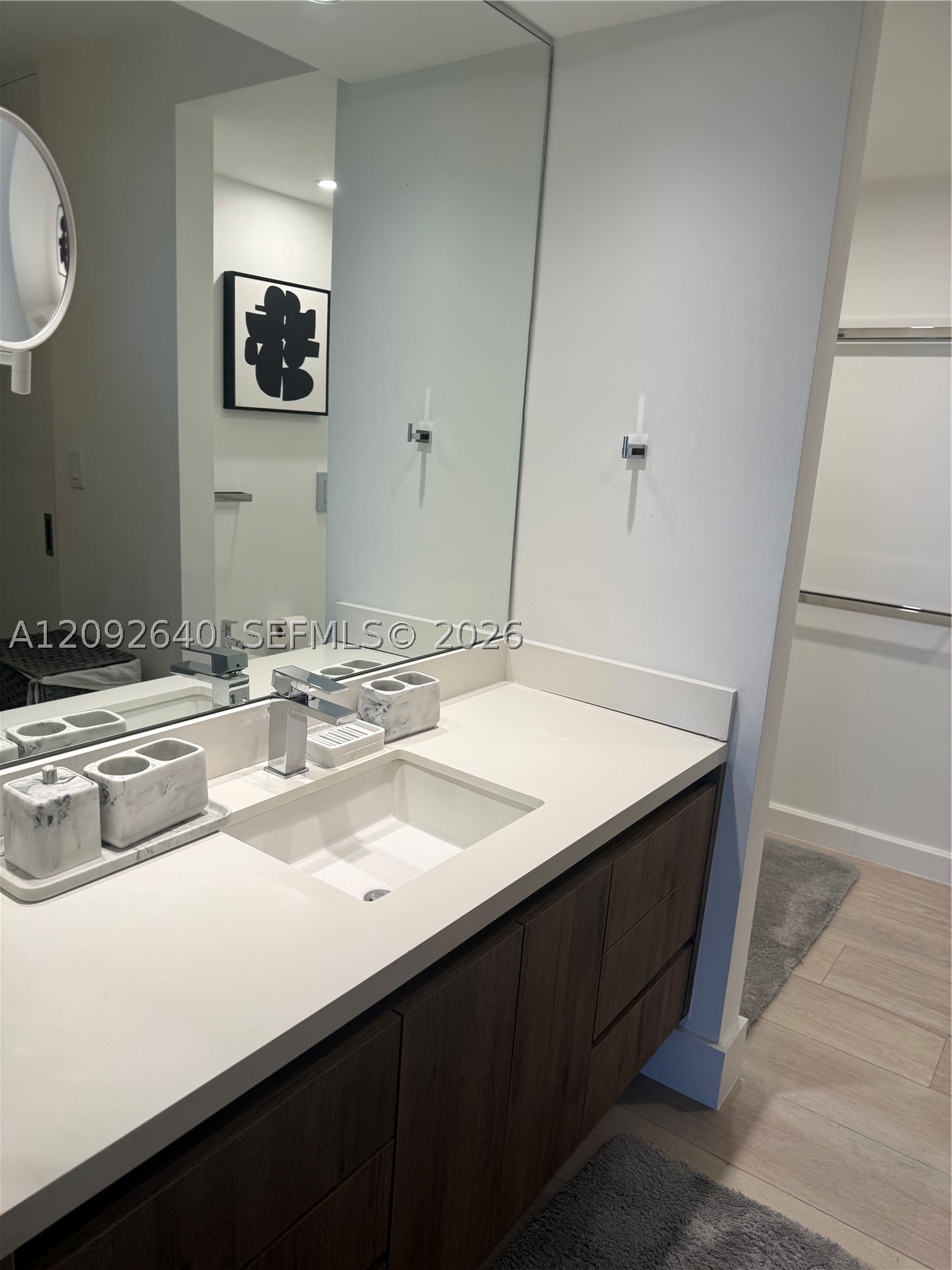 177 Ocean Lane Dr #812, Key Biscayne FL 33149