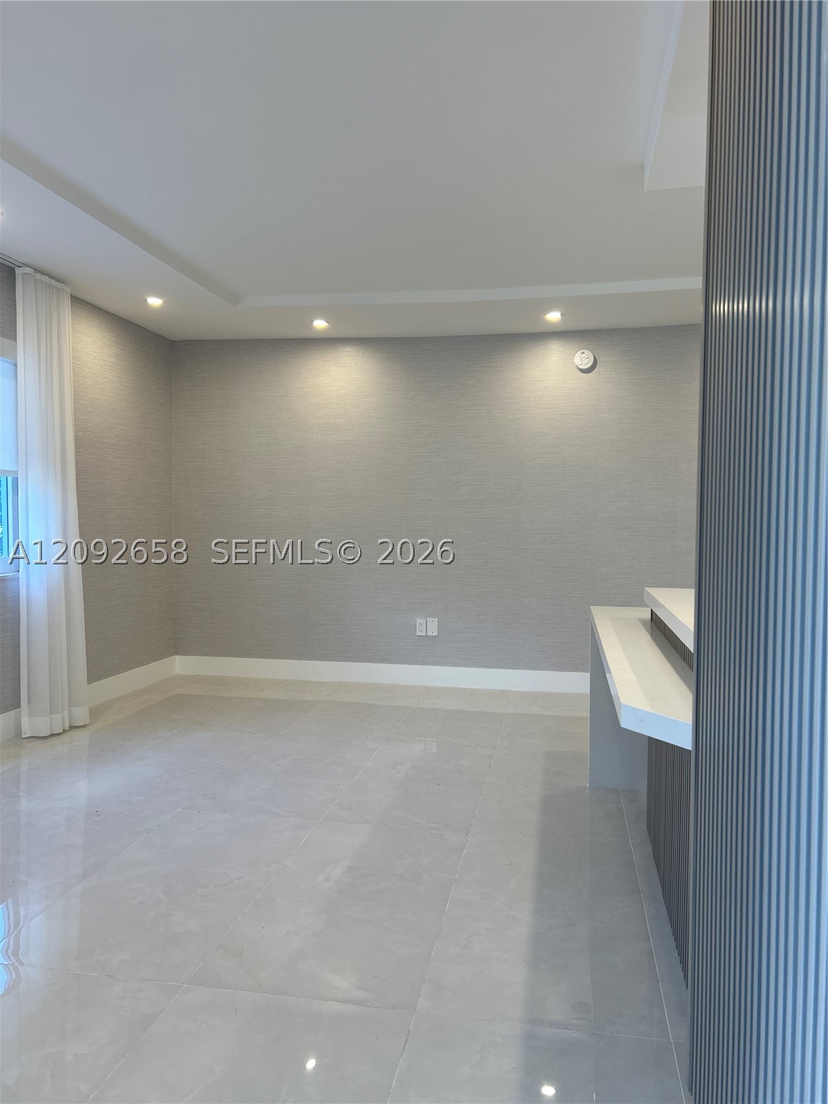 2430 NE 135th St #201, North Miami FL 33181