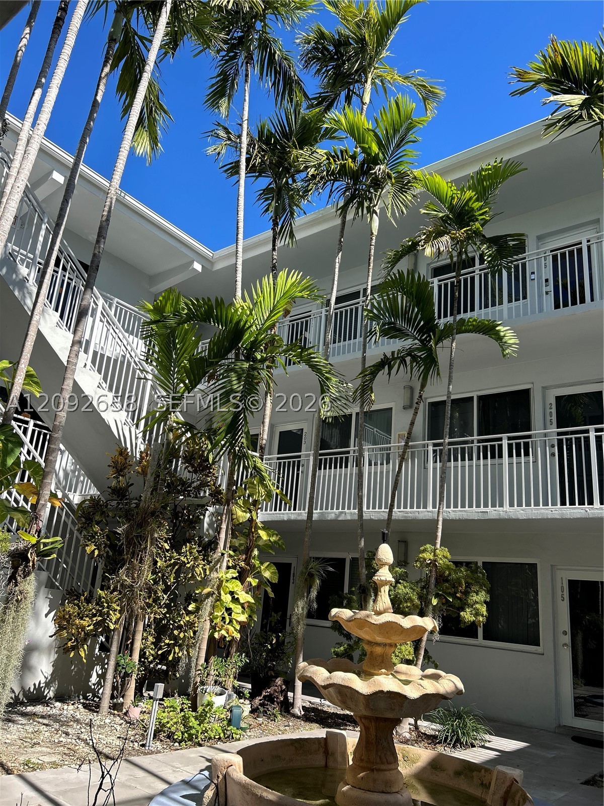 2430 NE 135th St #201, North Miami FL 33181