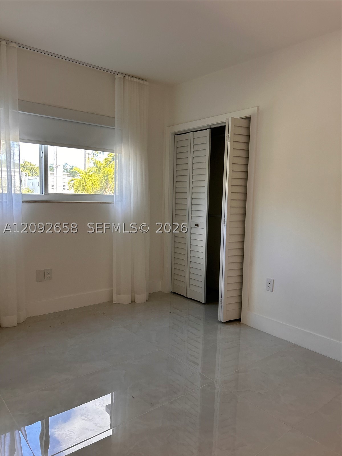 2430 NE 135th St #201, North Miami FL 33181