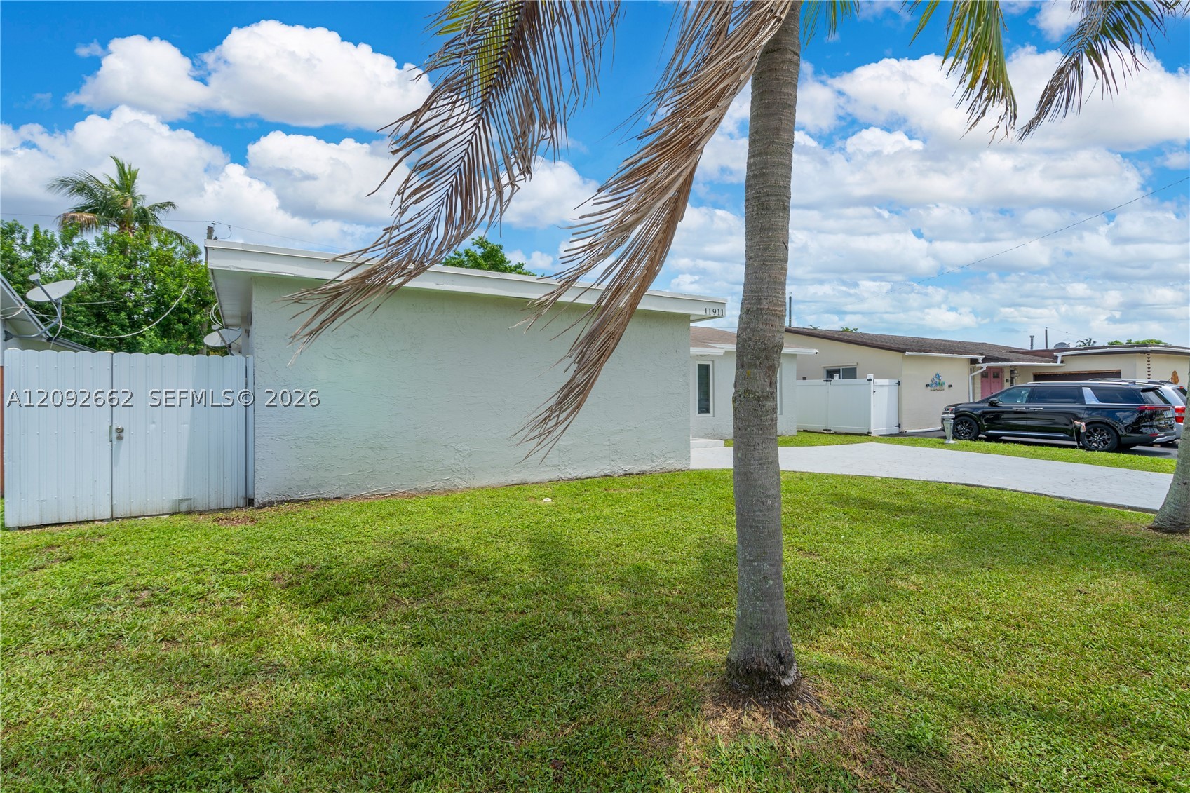 11911 NW 32nd Mnr, Sunrise FL 33323