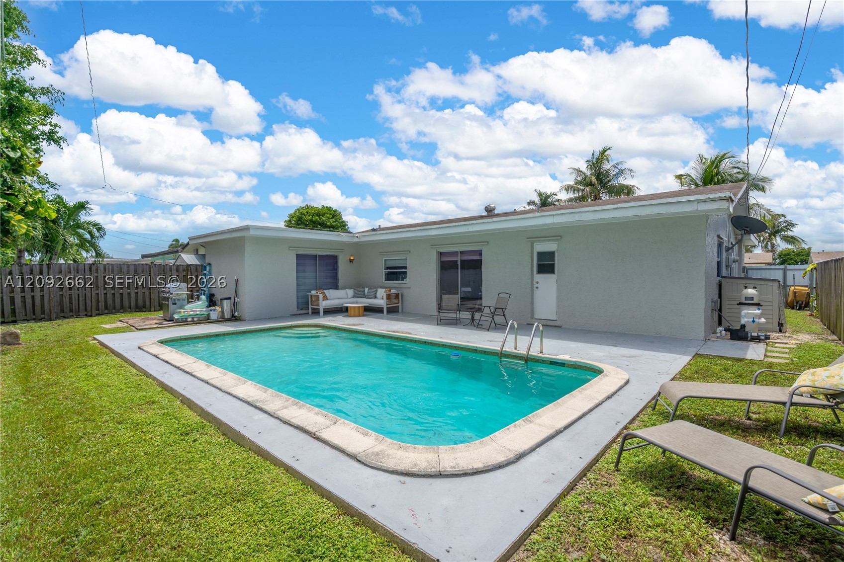 11911 NW 32nd Mnr, Sunrise FL 33323
