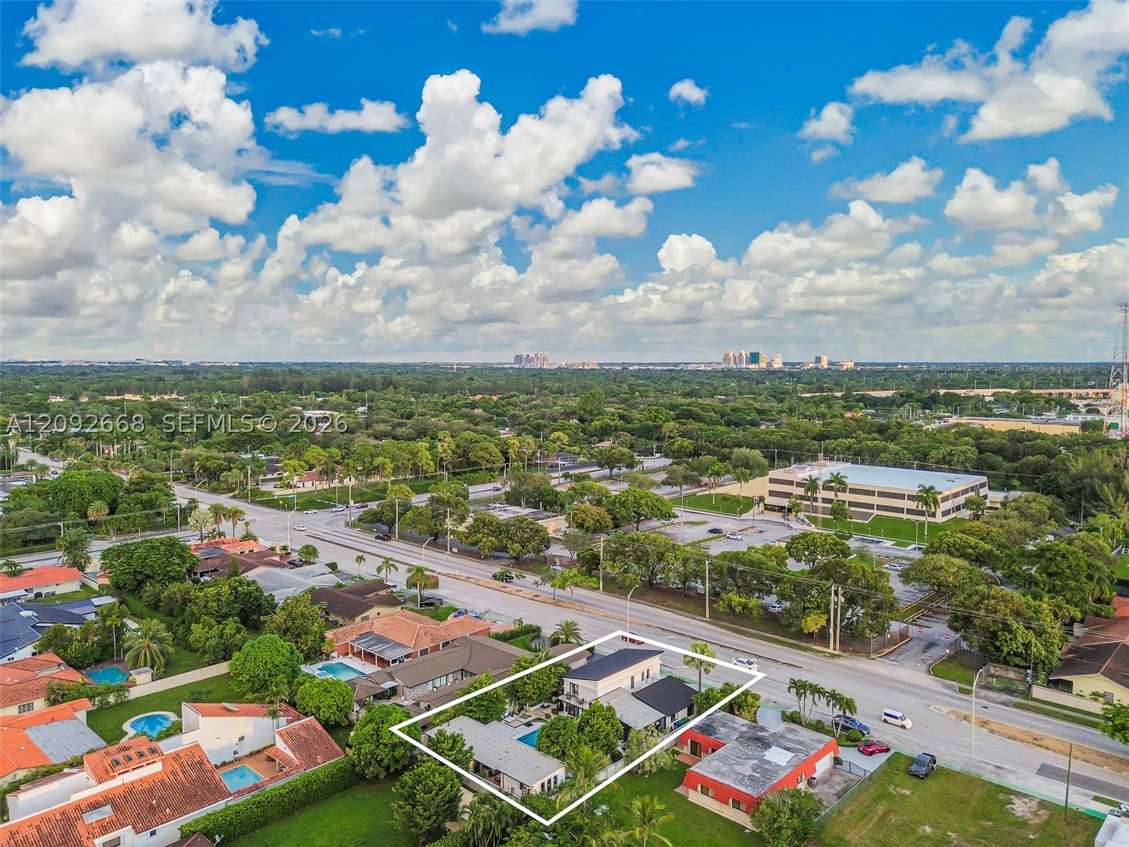 8761 SW 56th St, Miami FL 33165