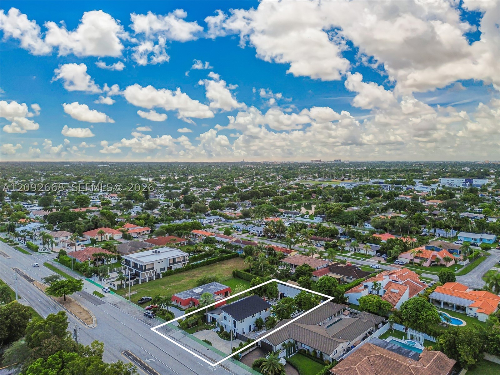 8761 SW 56th St, Miami FL 33165