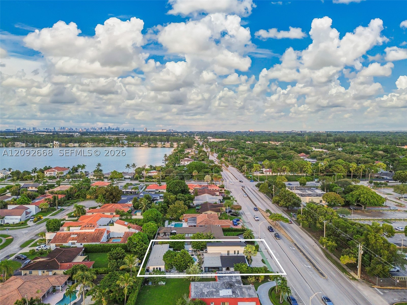 8761 SW 56th St, Miami FL 33165