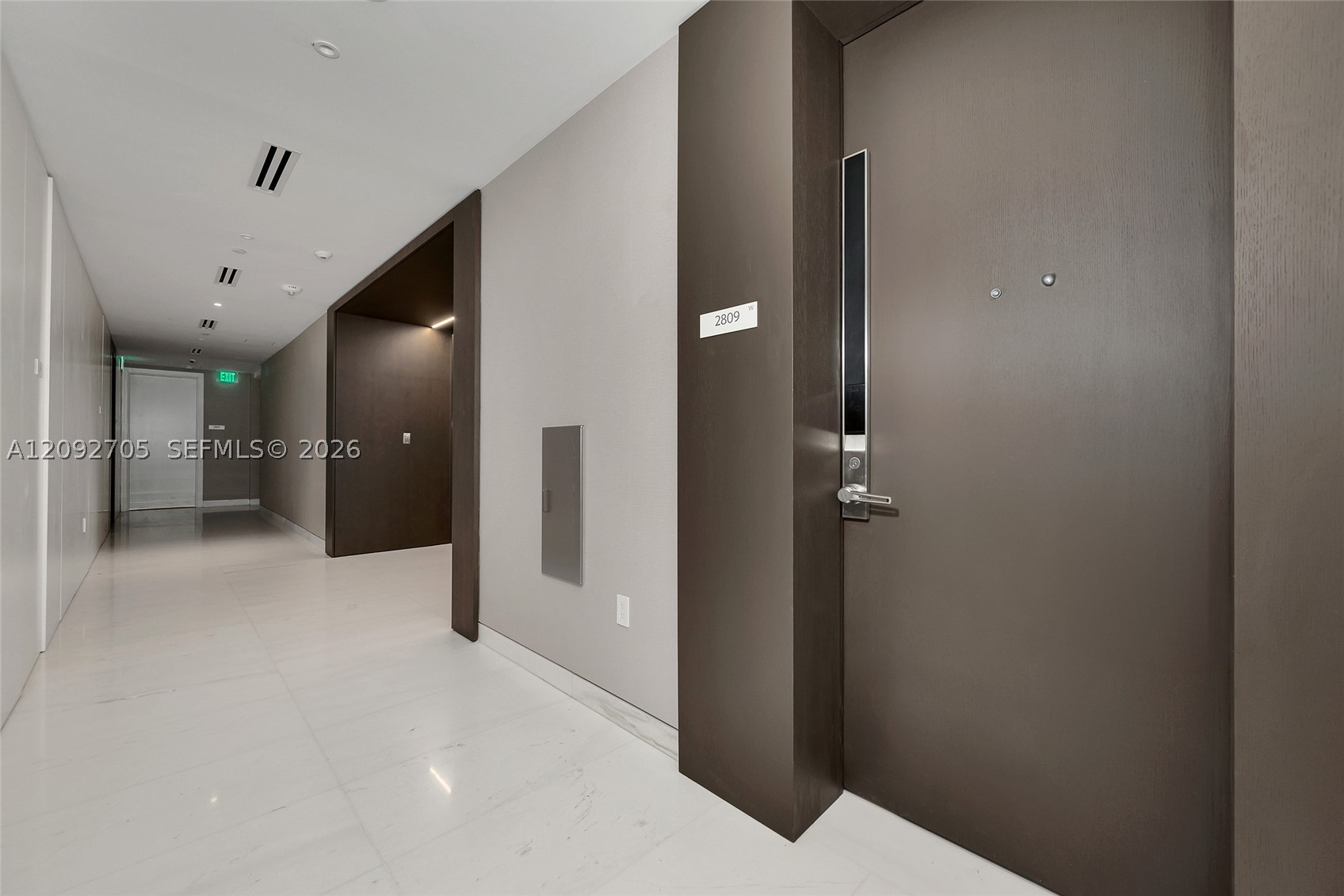 300 Biscayne Blvd Way #2809, Miami FL 33131