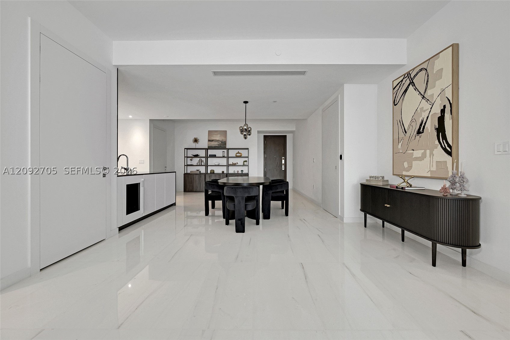 300 Biscayne Blvd Way #2809, Miami FL 33131