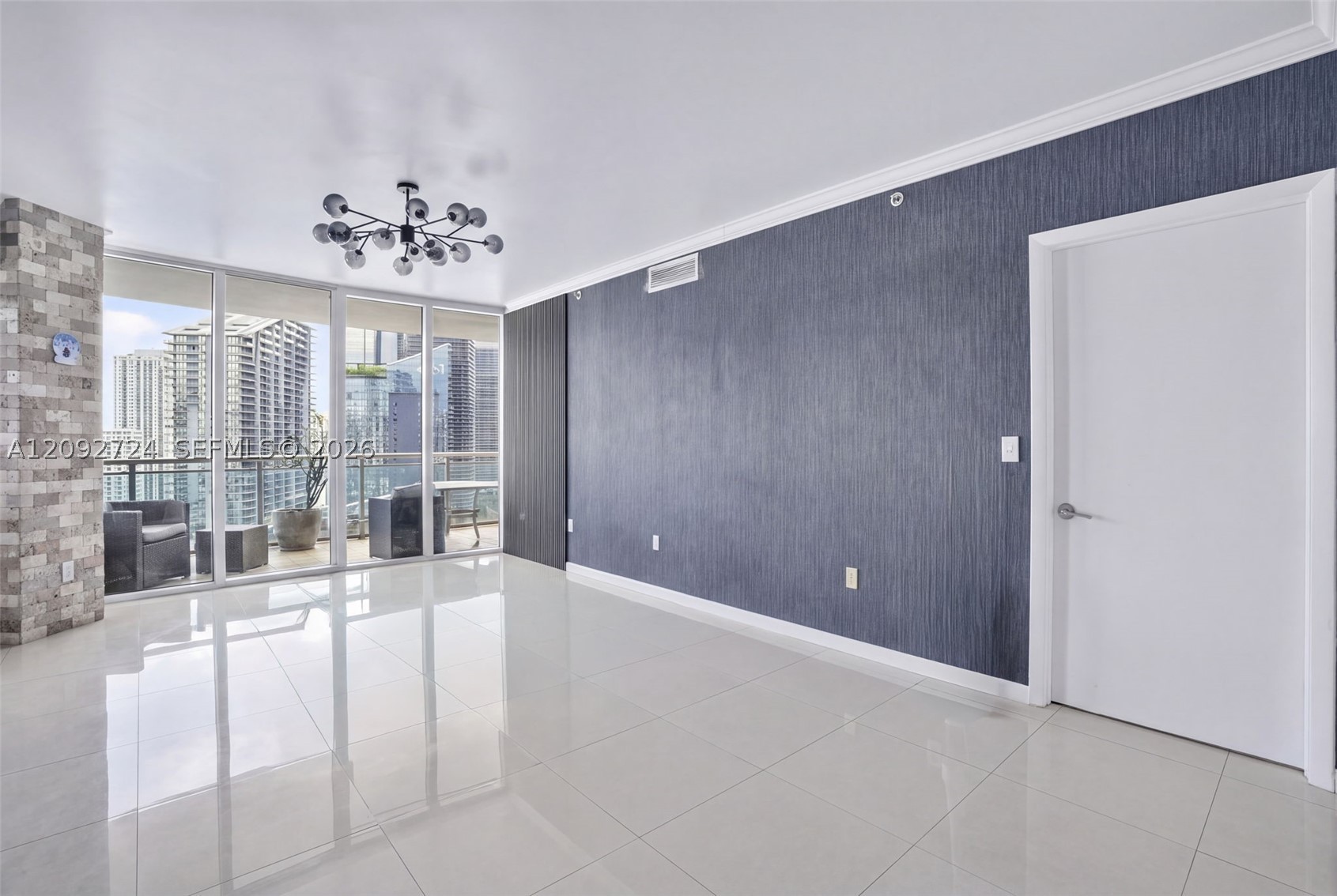 350 S Miami Ave #3602, Miami FL 33130