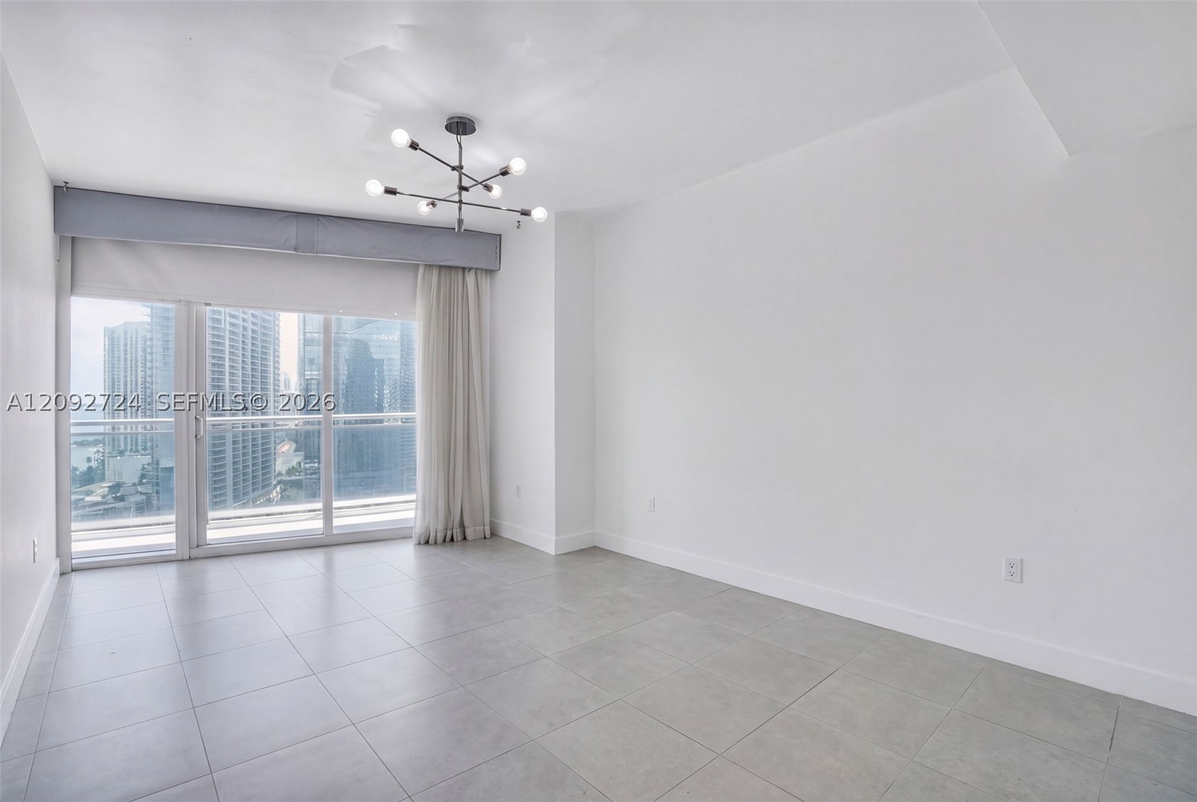 350 S Miami Ave #3602, Miami FL 33130