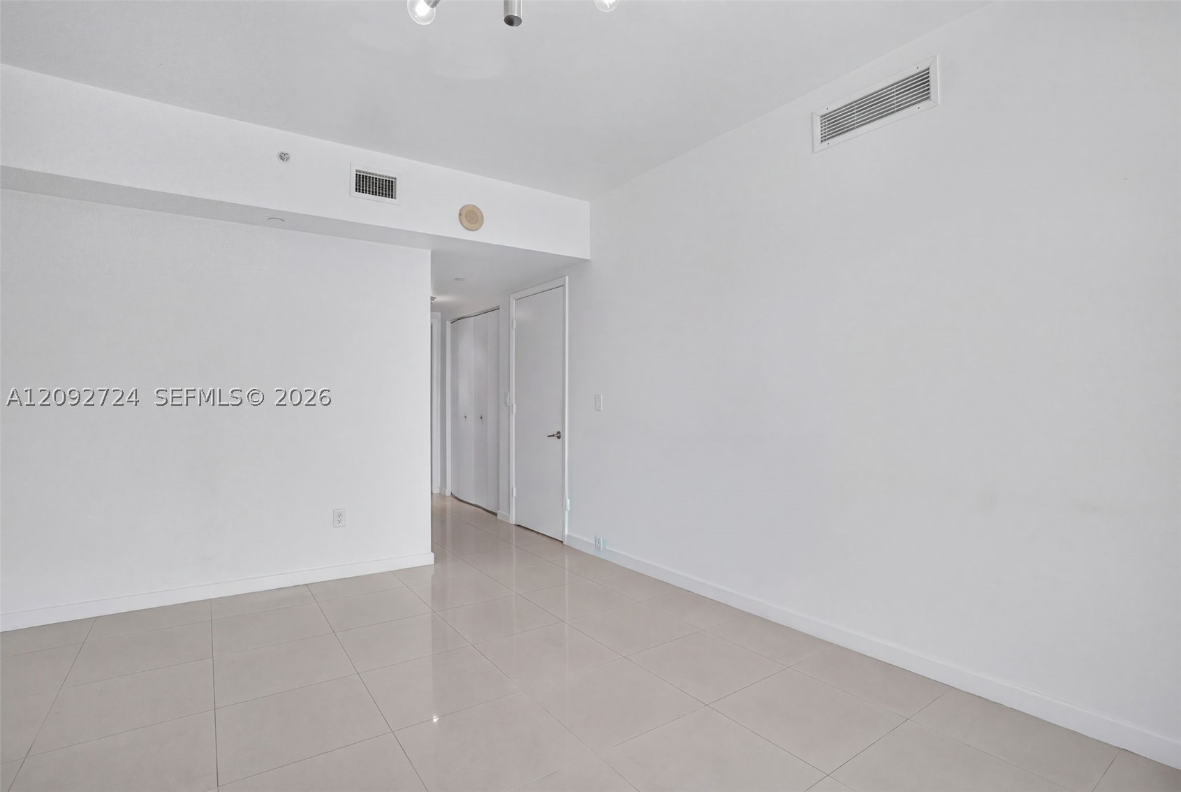 350 S Miami Ave #3602, Miami FL 33130