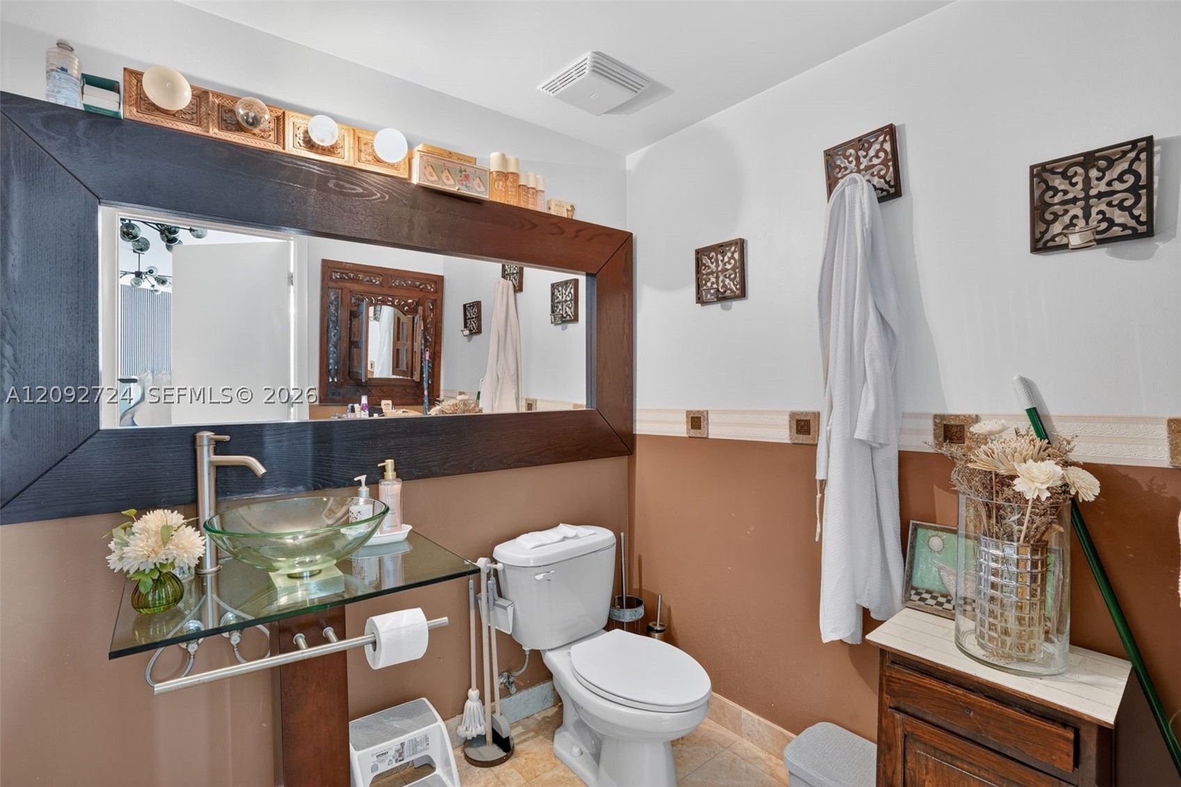 350 S Miami Ave #3602, Miami FL 33130
