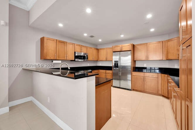 8395 SW 73rd Ave #104, Miami FL 33143