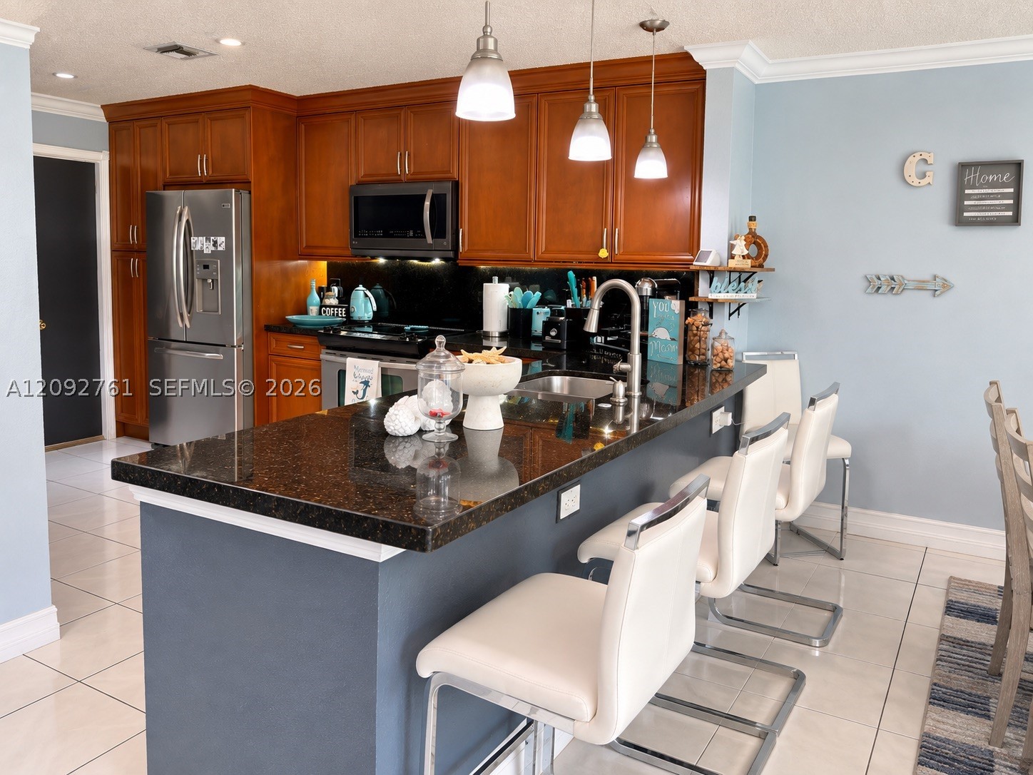 4244 Pine Hollow Cir, Green Acres FL 33463