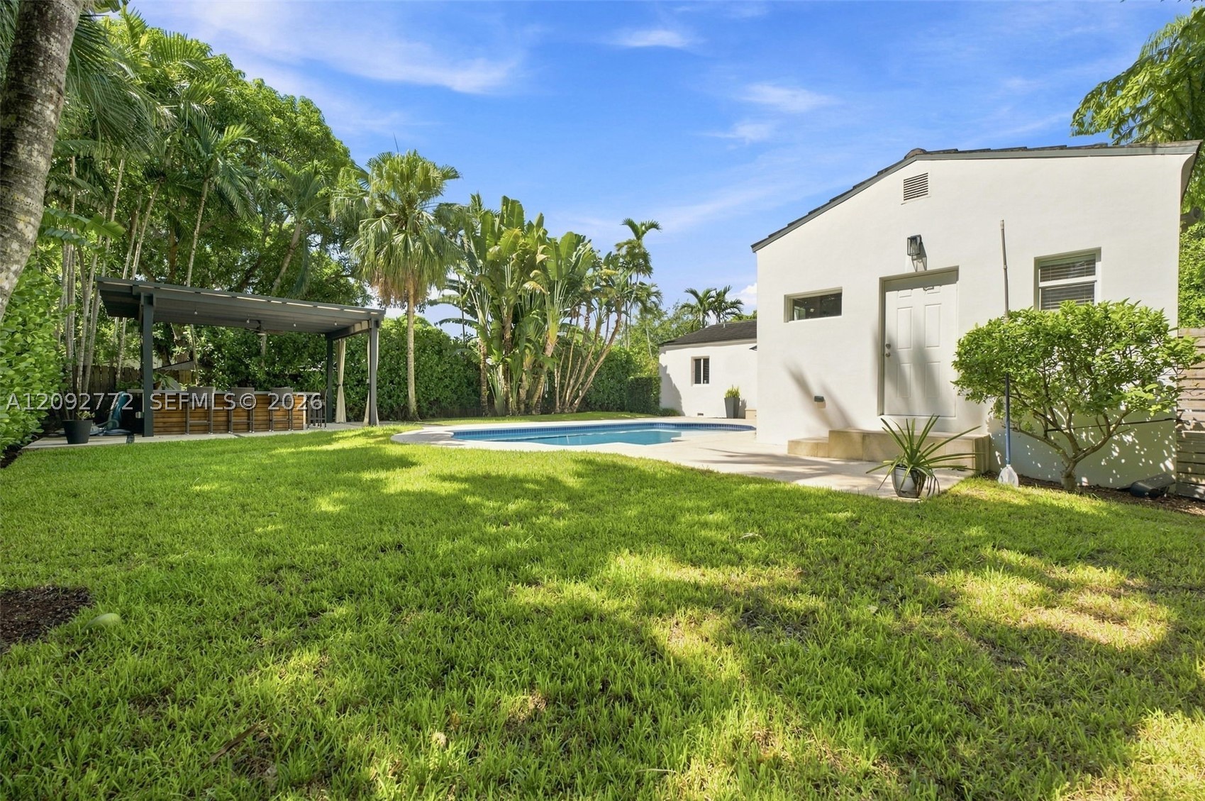 7215 SW 54th Ct, Miami FL 33143