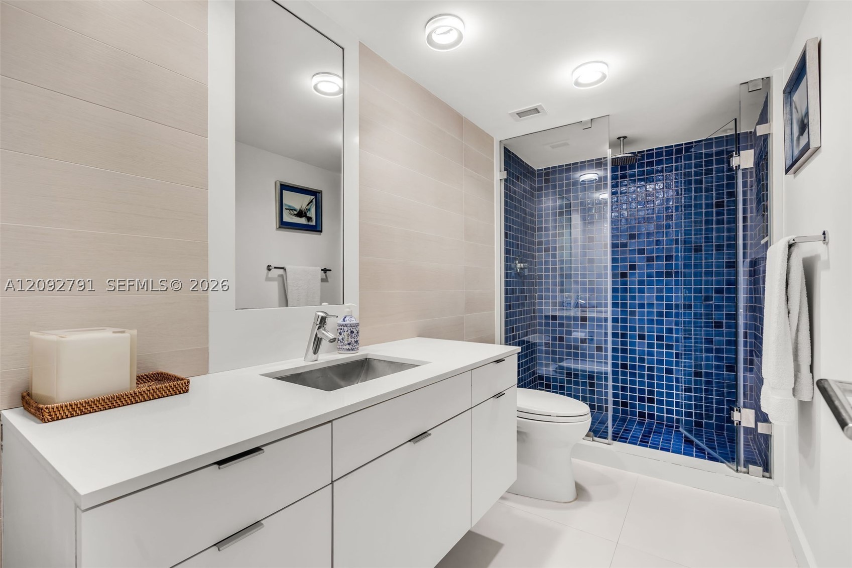 881 Ocean Dr #20E, Key Biscayne FL 33149