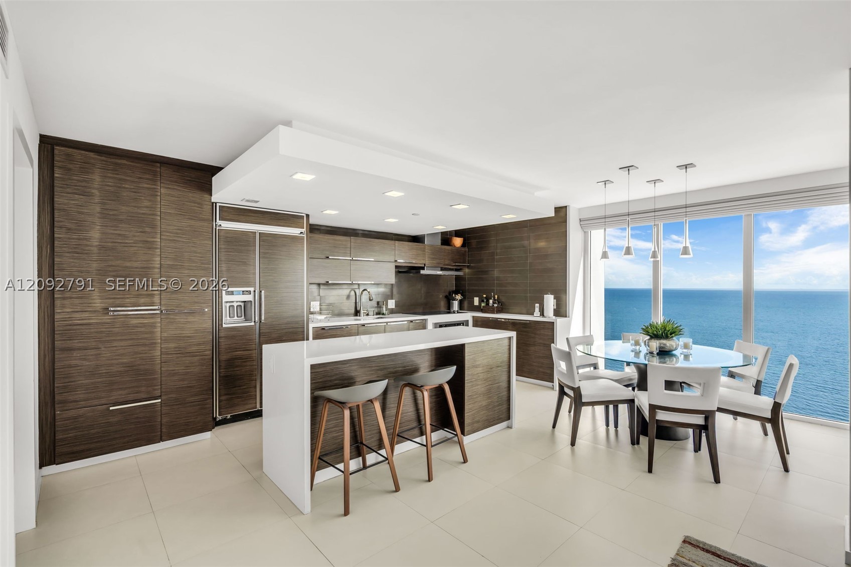 881 Ocean Dr #20E, Key Biscayne FL 33149