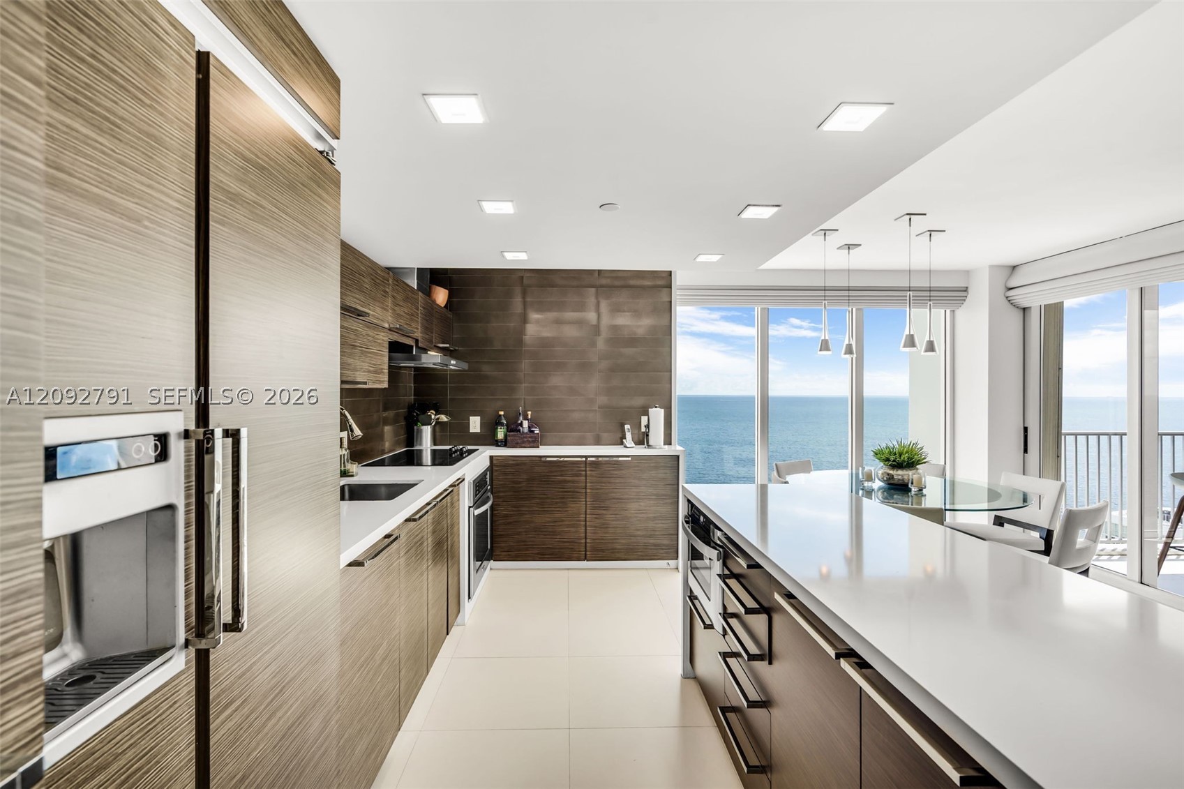 881 Ocean Dr #20E, Key Biscayne FL 33149
