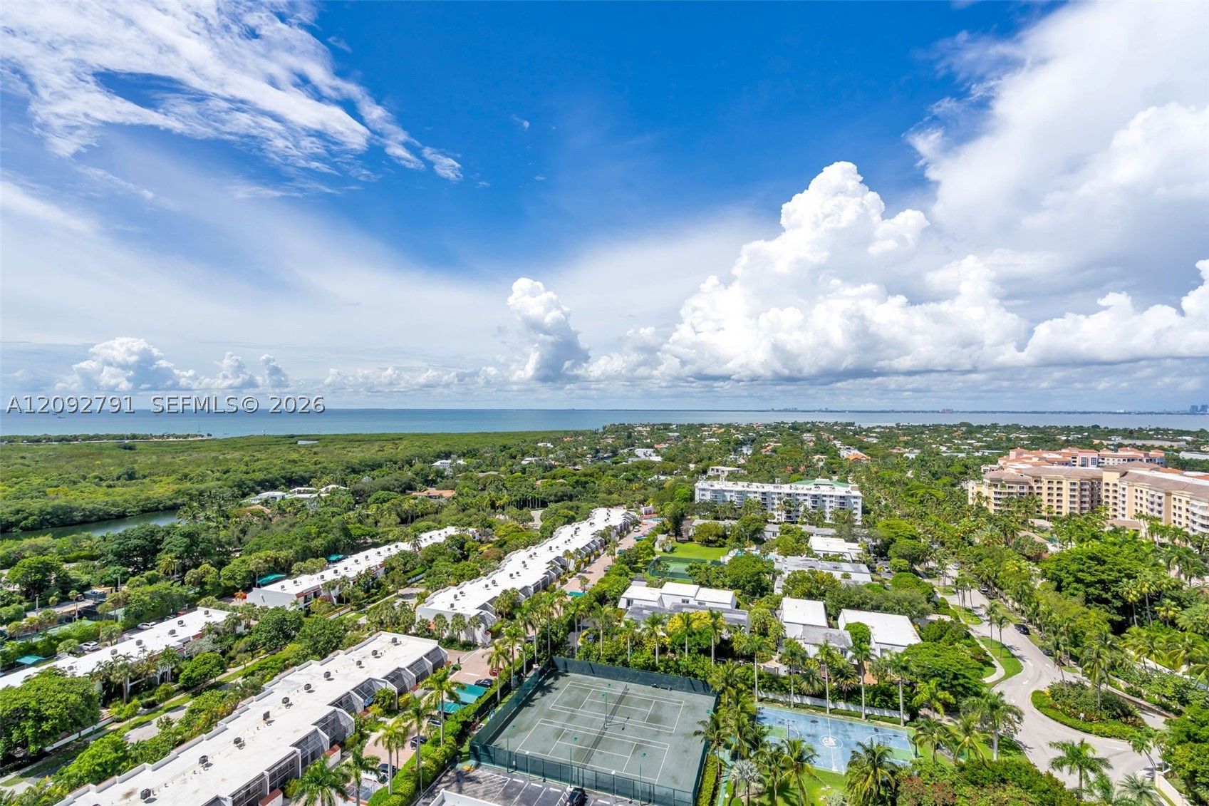 881 Ocean Dr #20E, Key Biscayne FL 33149