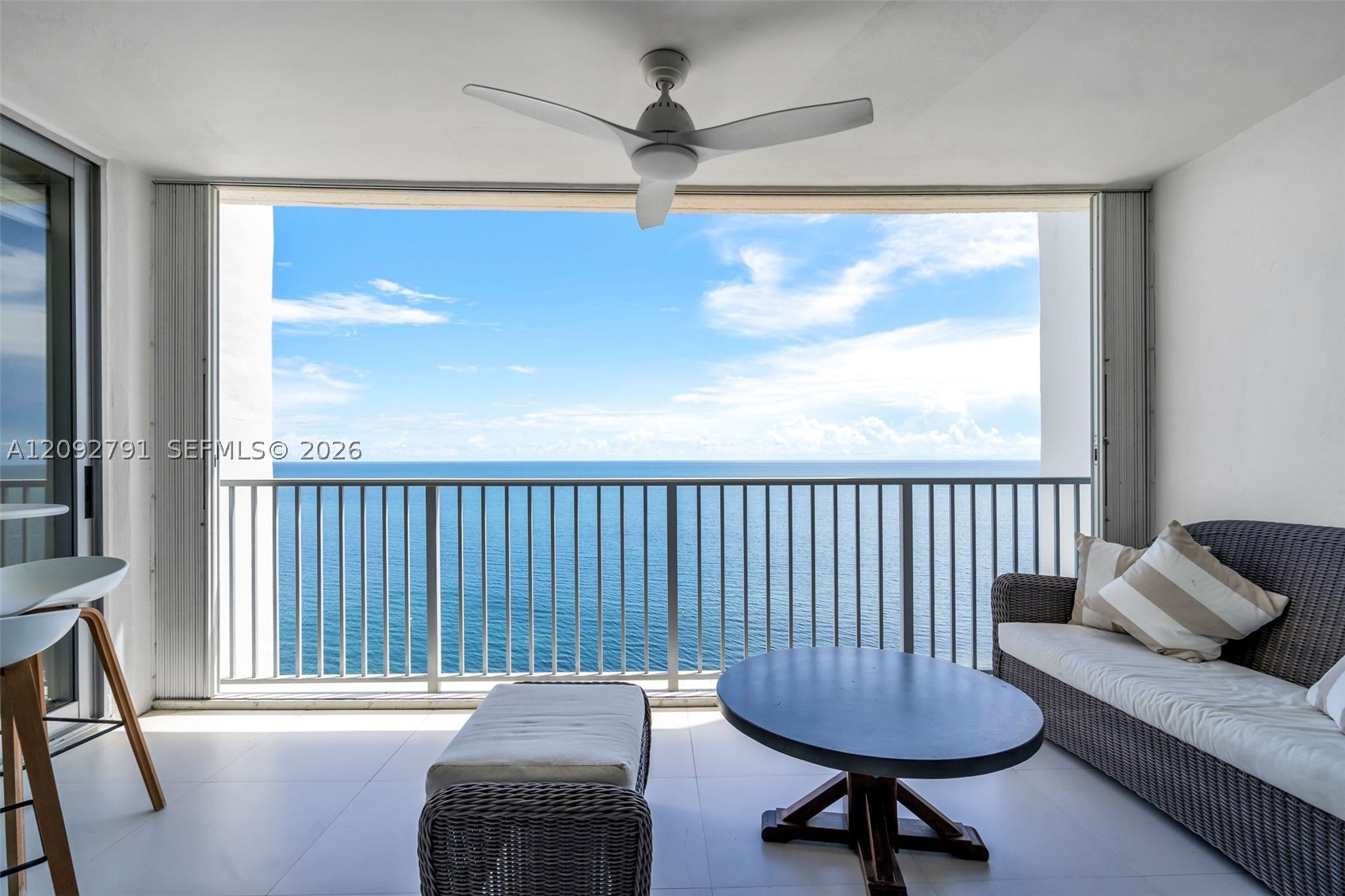 881 Ocean Dr #20E, Key Biscayne FL 33149