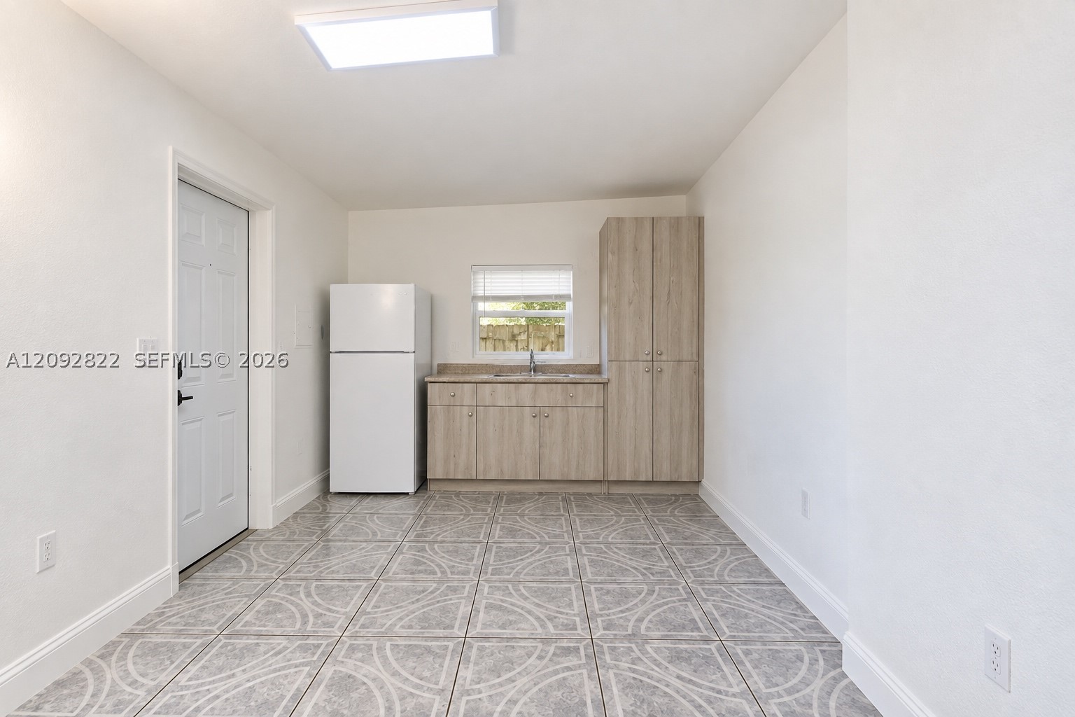 215 NW 67th Ave, Miami FL 33126