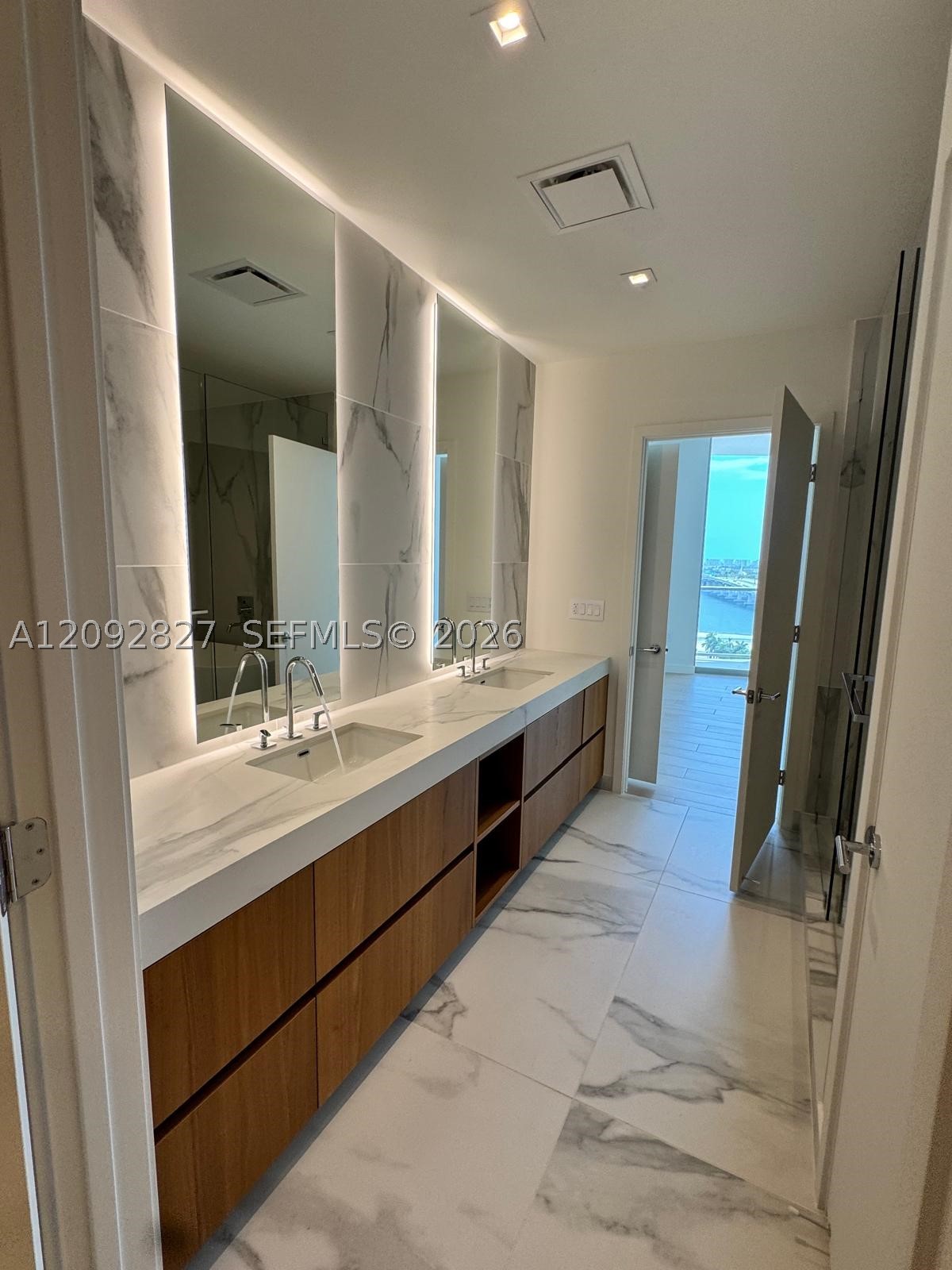 1400 Biscayne Blvd. #1403, Miami FL 33132