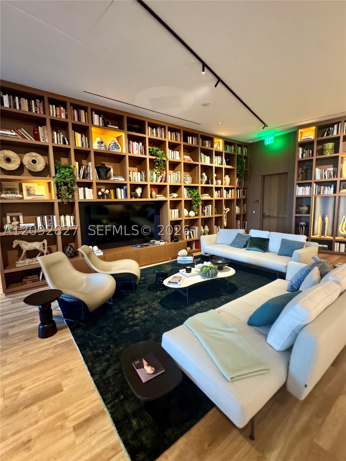 1400 Biscayne Blvd. #1403, Miami FL 33132