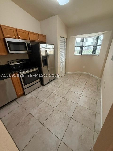 22301 SW 88 pl #302-3, Cutler Bay FL 33190
