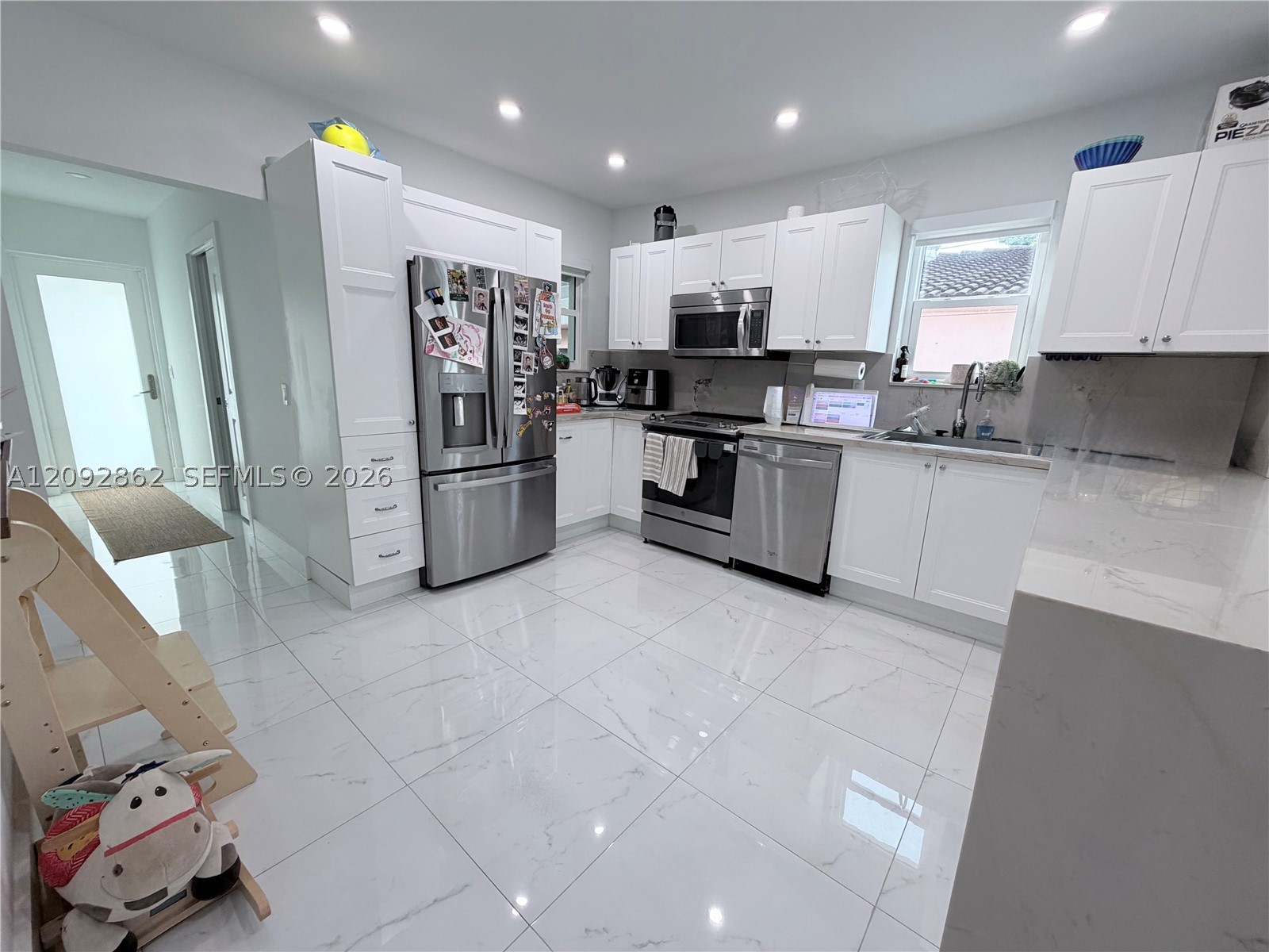 360 SW 20th Rd, Miami FL 33129