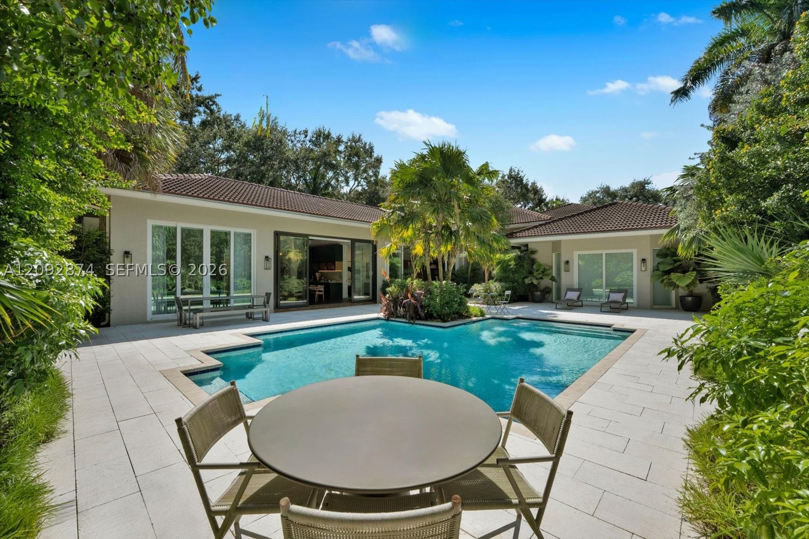 4801 SW 74th Ter, Miami FL 33143