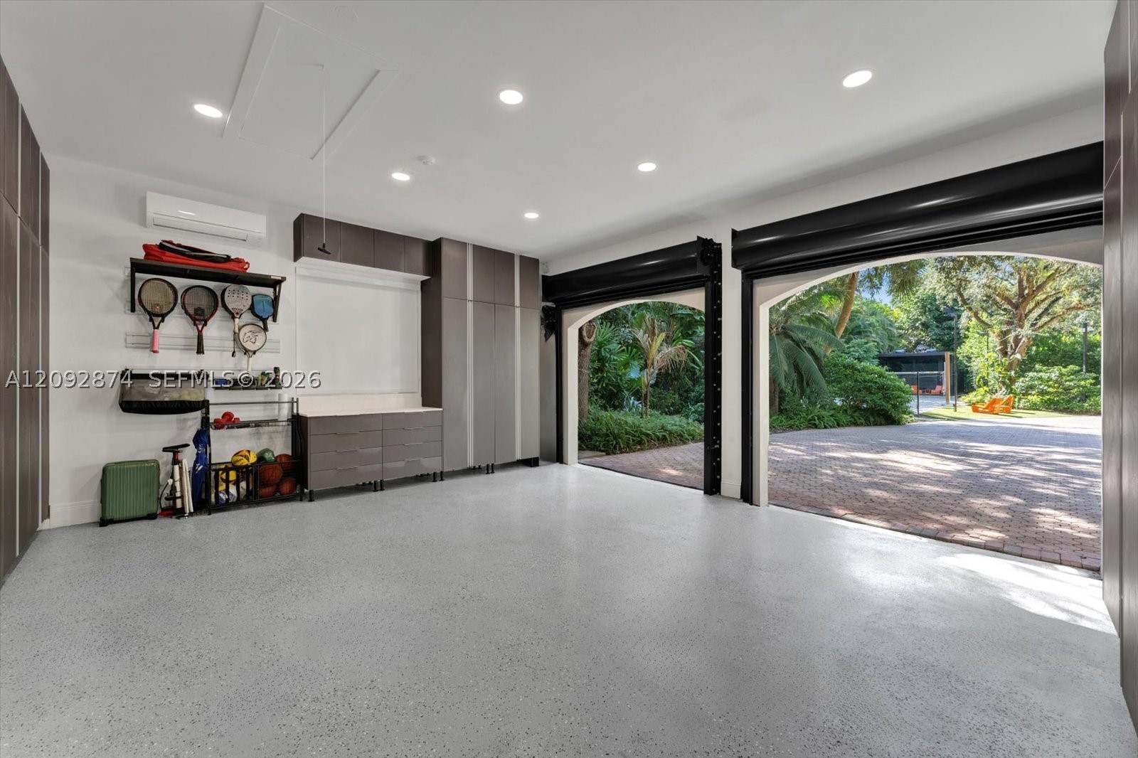 4801 SW 74th Ter, Miami FL 33143