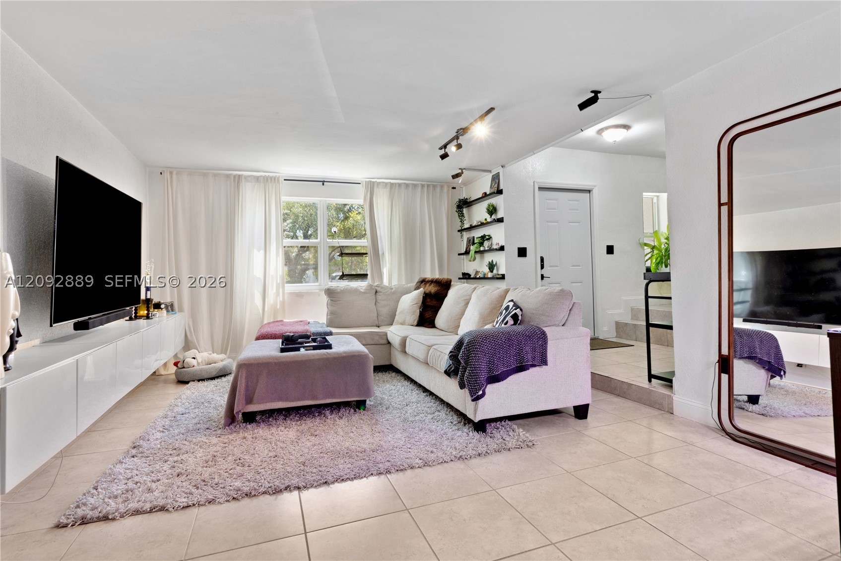 6217 SW 78th St #2B, South Miami FL 33143